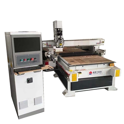 Het Kussen van de de Splintersnijmachine van Sofa Cnc Wood Cutting Machine Cnc het Vullen Machine